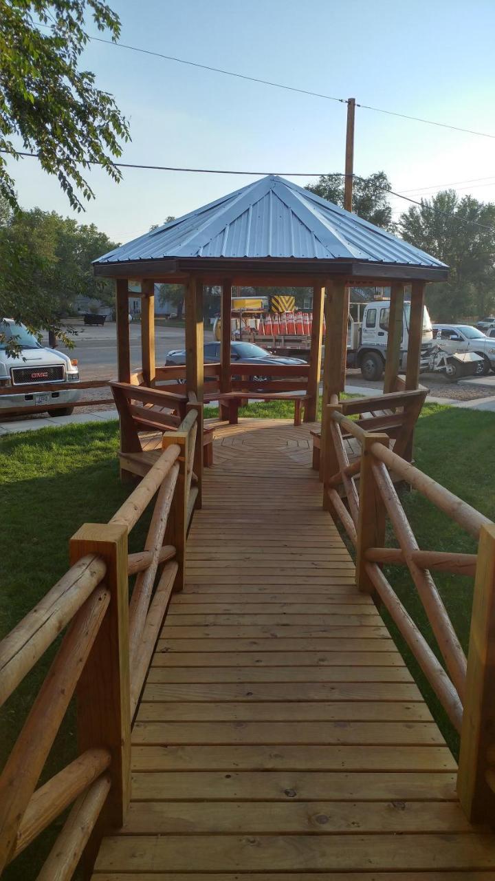 Sagebrush Inn & Suites Broadus Zewnętrze zdjęcie